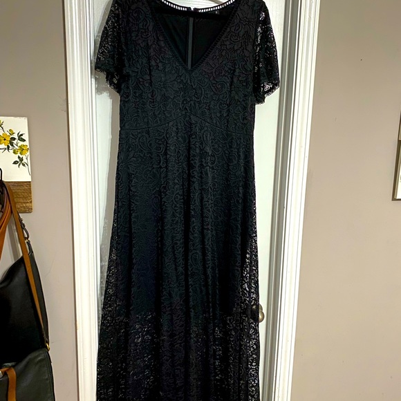 torrid Dresses & Skirts - New TORRID Black Lace  maxi dress size 1X
